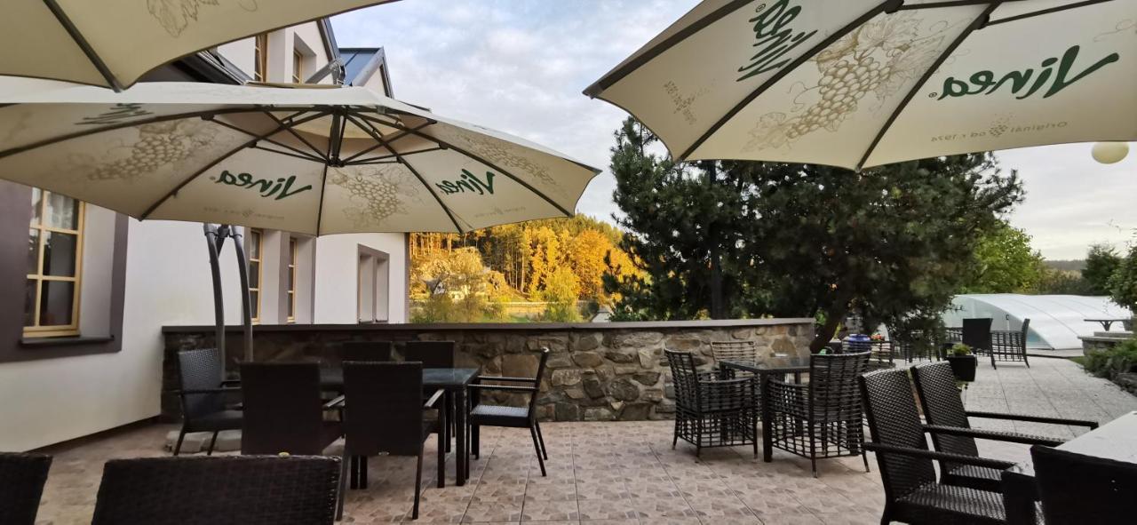 Hotel Zlaty Potok Nicov  Extérieur photo
