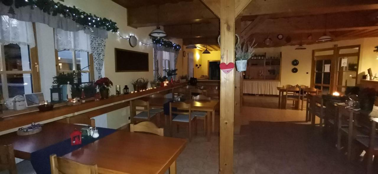 Hotel Zlaty Potok Nicov  Extérieur photo