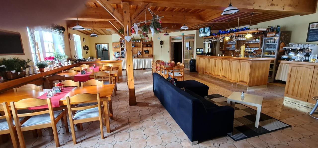 Hotel Zlaty Potok Nicov  Extérieur photo