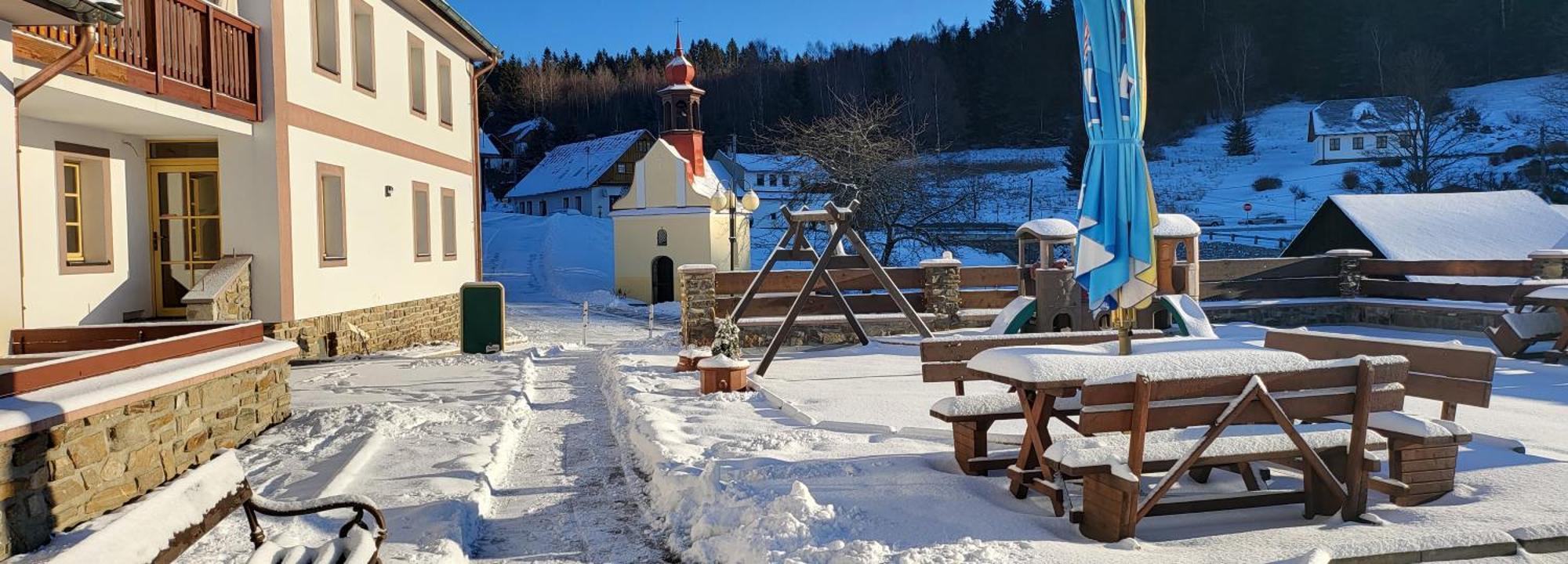 Hotel Zlaty Potok Nicov  Extérieur photo